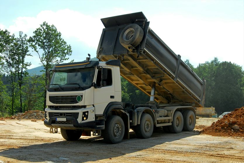 Sprzedaż piasku i innych kruszyw razem z dostawą, Auto-Lux Sp. z o. o., Tomaszów Mazowiecki